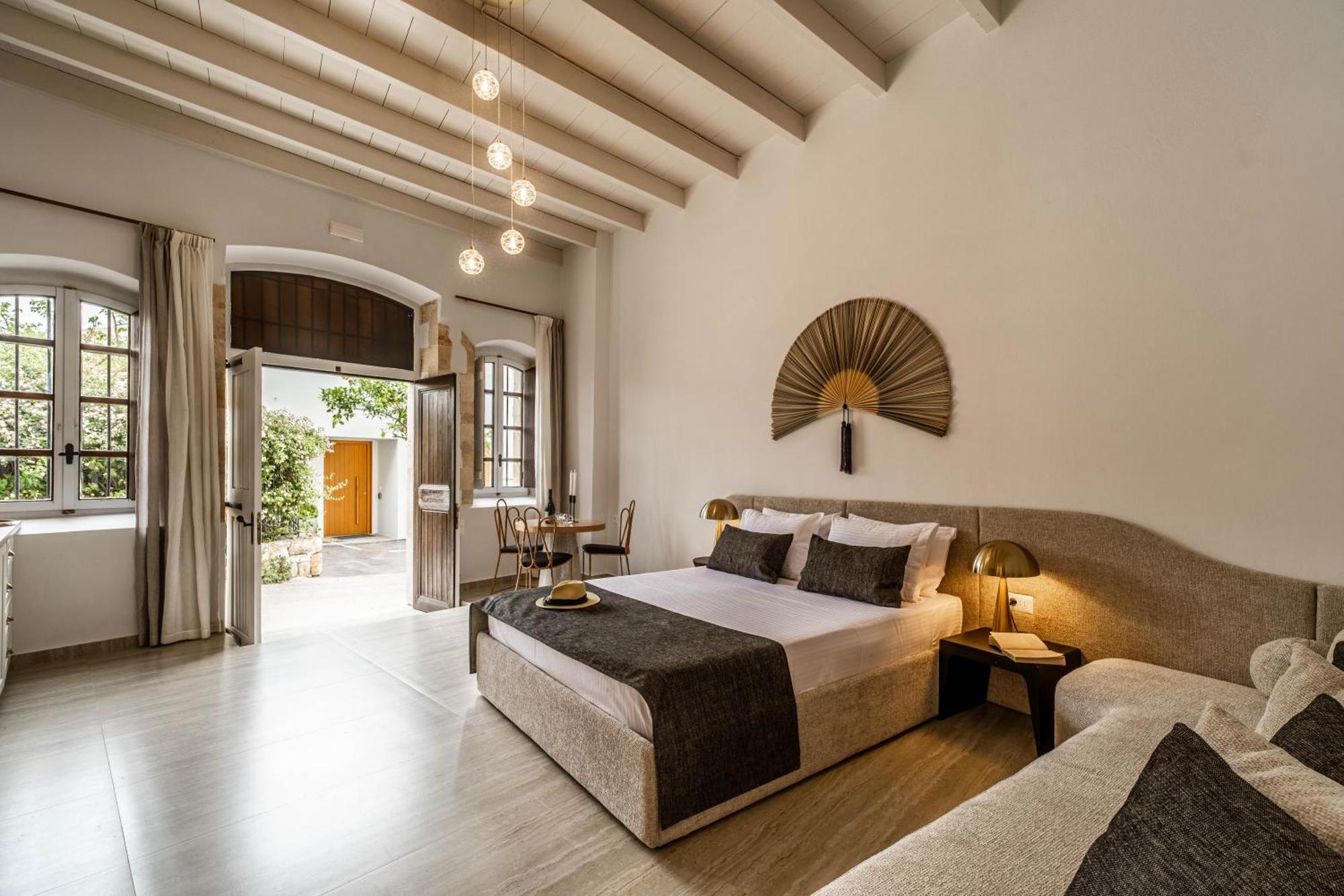 Lithinon Luxury Suites Chrissi Akti Chania Exterior foto