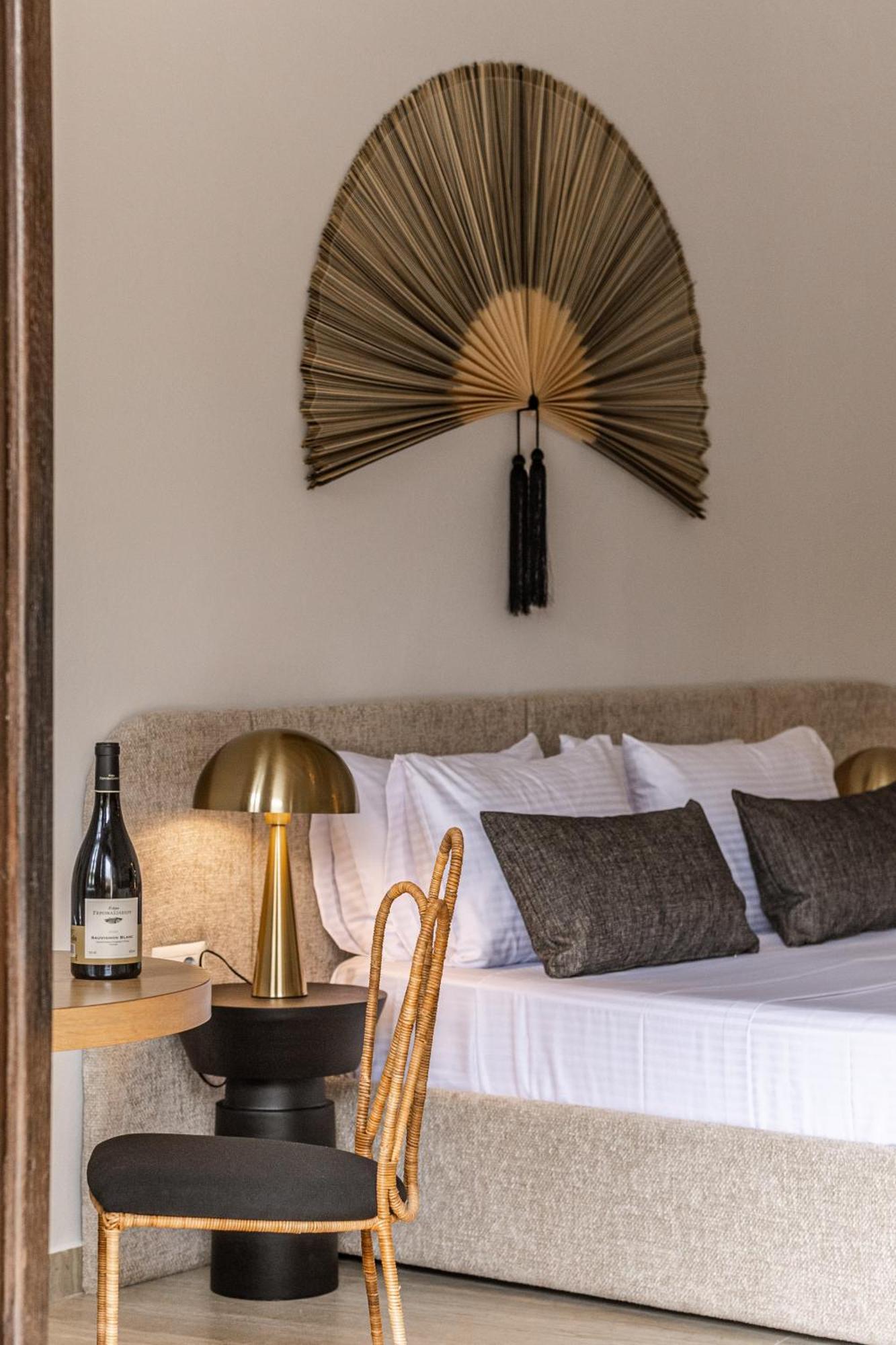 Lithinon Luxury Suites Chrissi Akti Chania Exterior foto