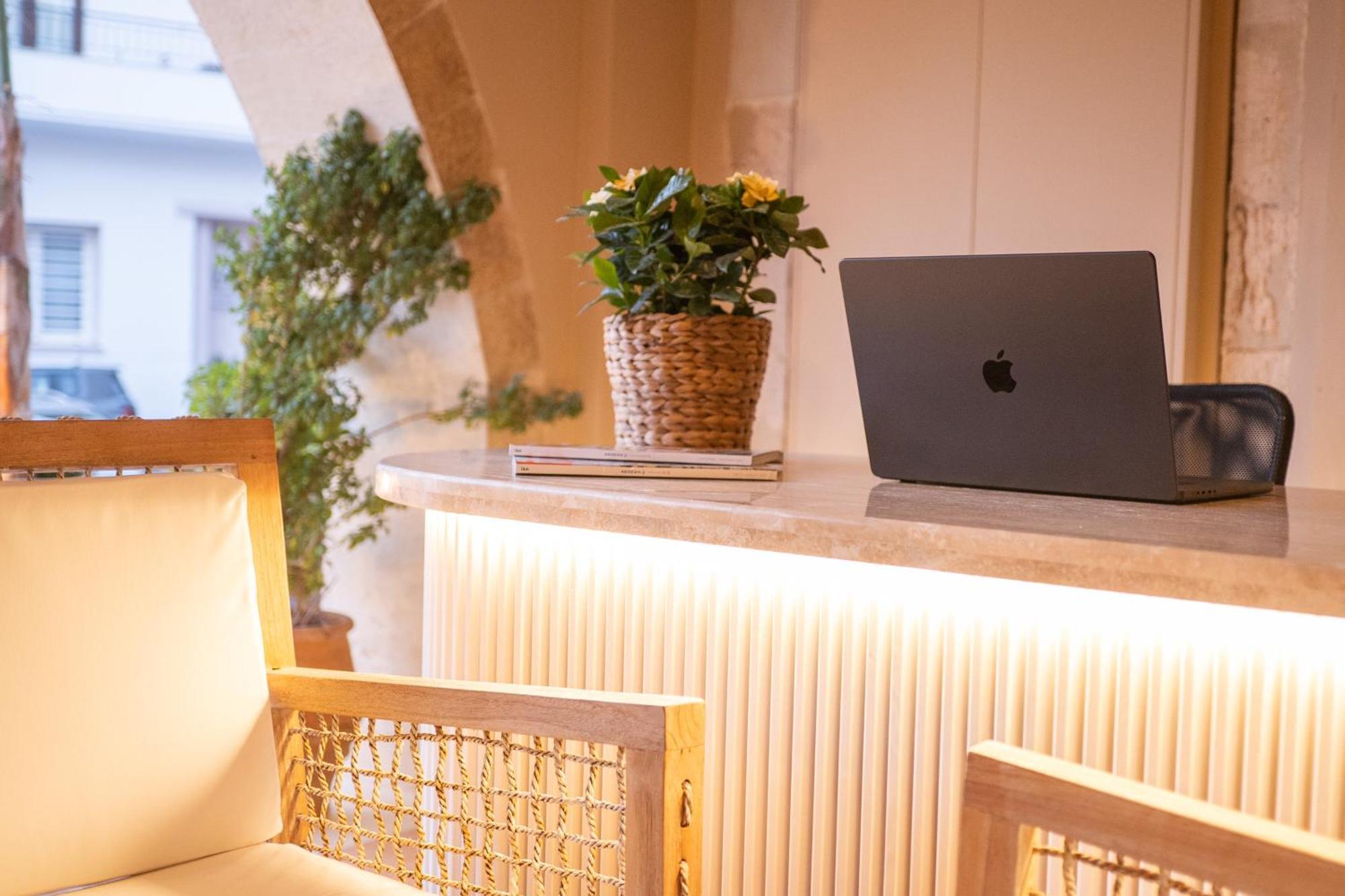 Lithinon Luxury Suites Chrissi Akti Chania Exterior foto