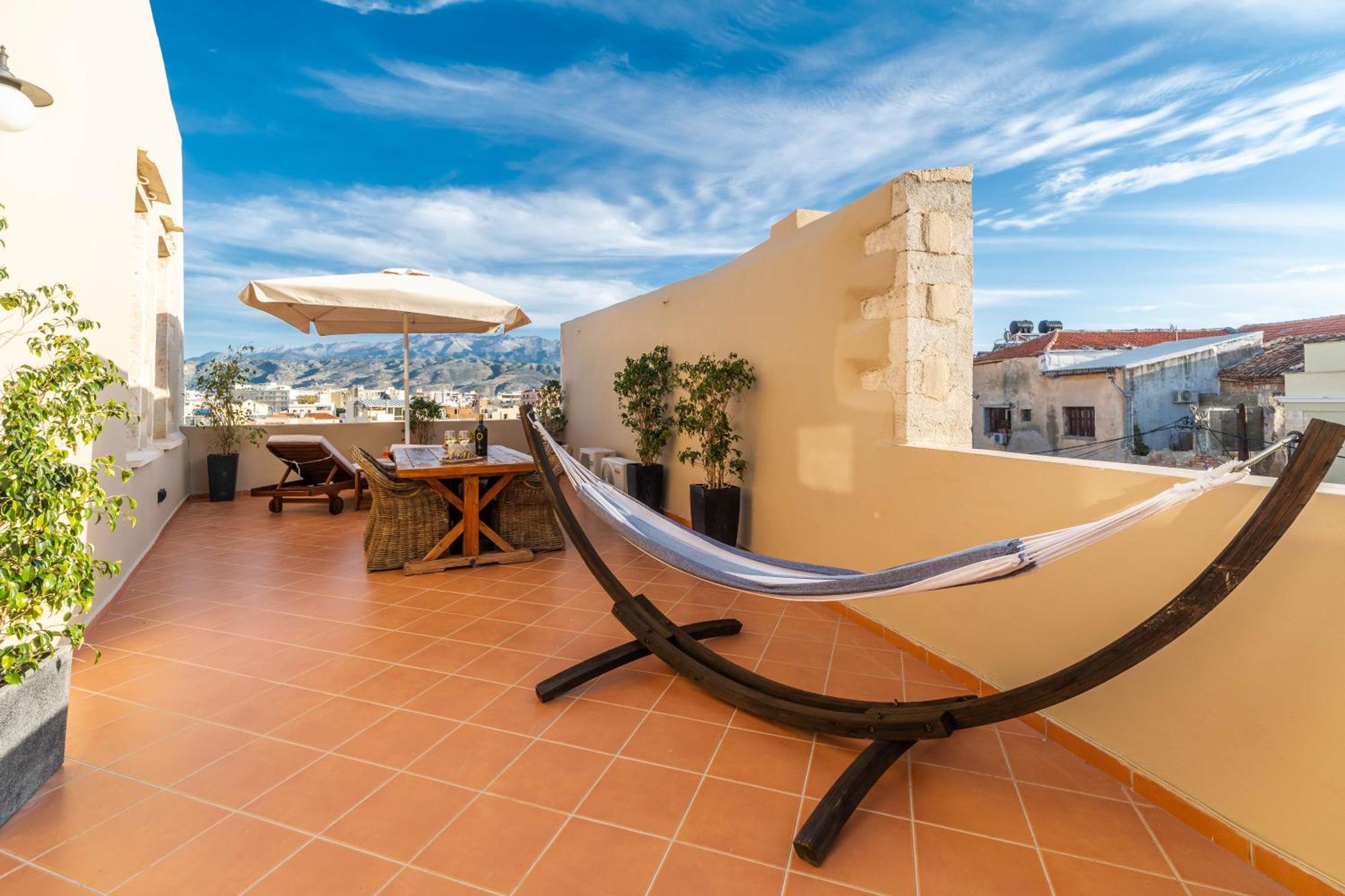 Lithinon Luxury Suites Chrissi Akti Chania Exterior foto
