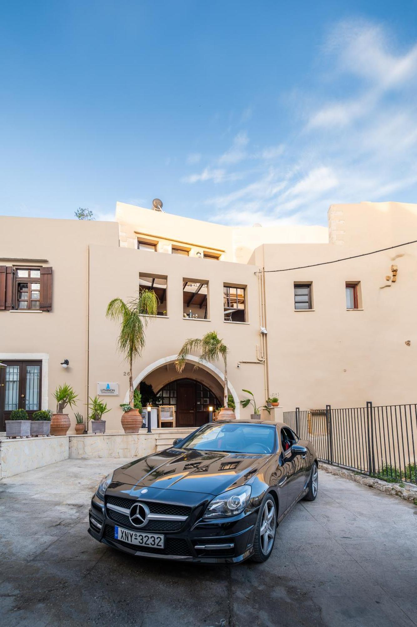 Lithinon Luxury Suites Chrissi Akti Chania Exterior foto